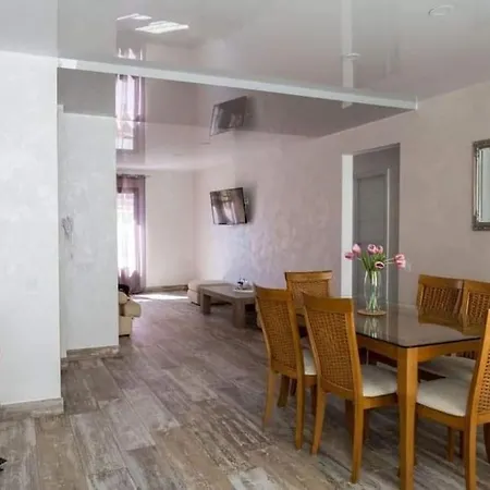 Carmen Apartment